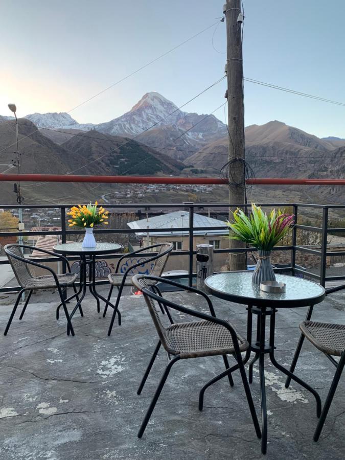 Mate'S Home Kazbegi Exterior photo
